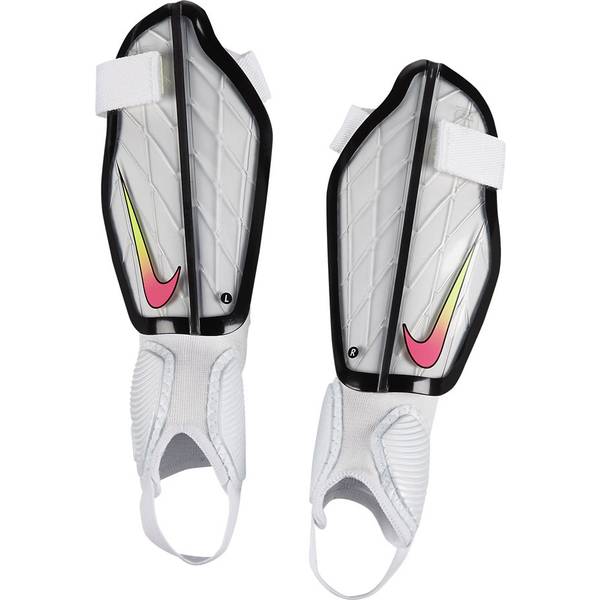 nike protegga