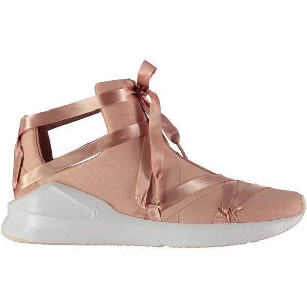 puma satin en pointe
